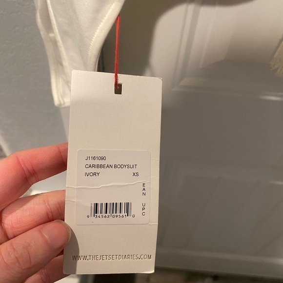 Jetset Diaries Caribbean Bodysuit Ivory Lace Open Back Revolve TJD White NWT - Picture 7 of 7